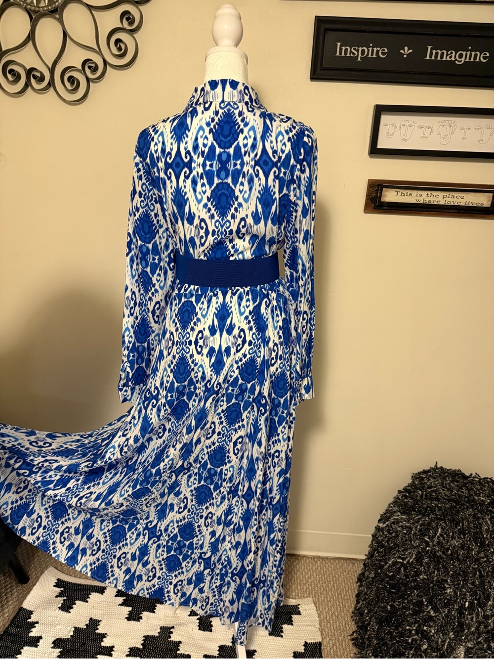 Nicola Bathie Blue and White flowing Print Maxi Dress